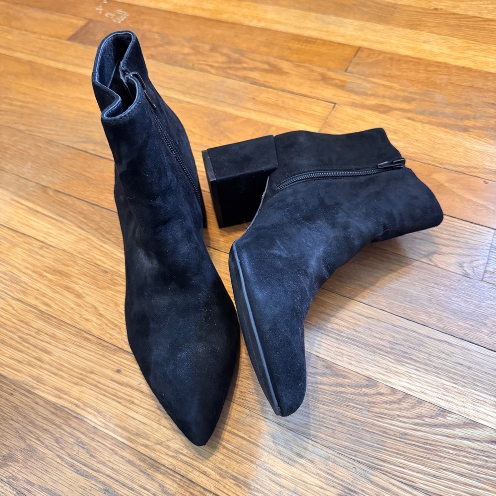 INC International Concepts Black Suede Pointed Toe Block Heel Ankle Boots 7.5M